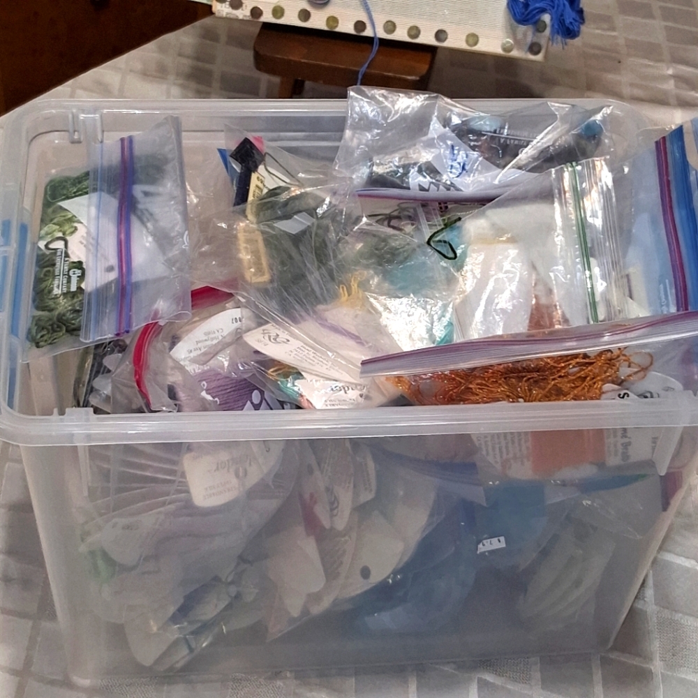 Assorted Embroidery Floss Collection - Picture 2 of 11